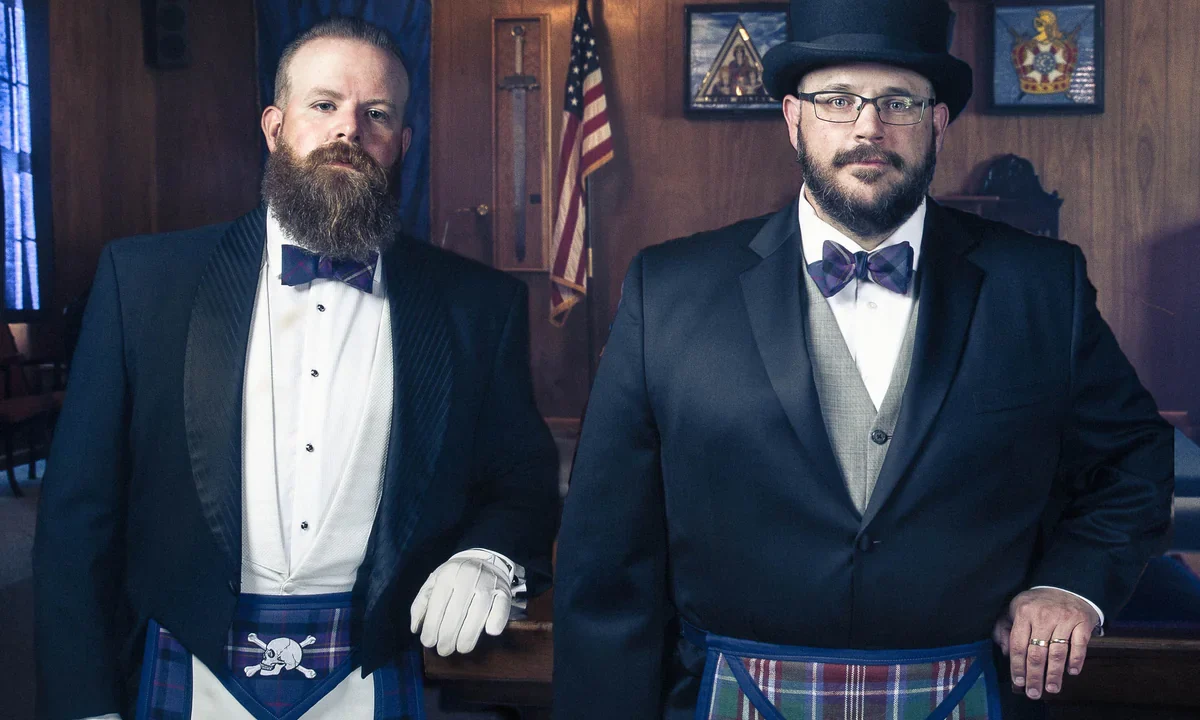 Guide to the Masonic Apron: Tradition, Symbolism & Craftsmanship by Skylarkinfantry