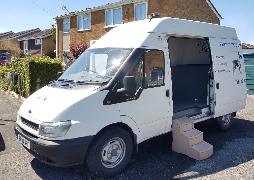 Ocala Dog Grooming Van